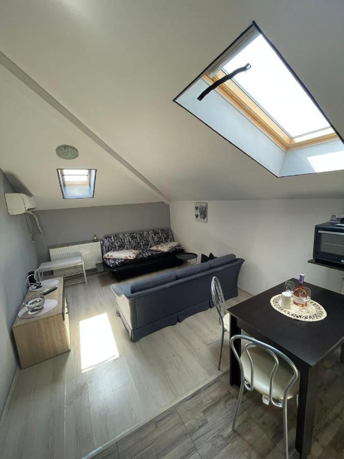 Apartament 2 Camere Chiajna Eksteriør bilde